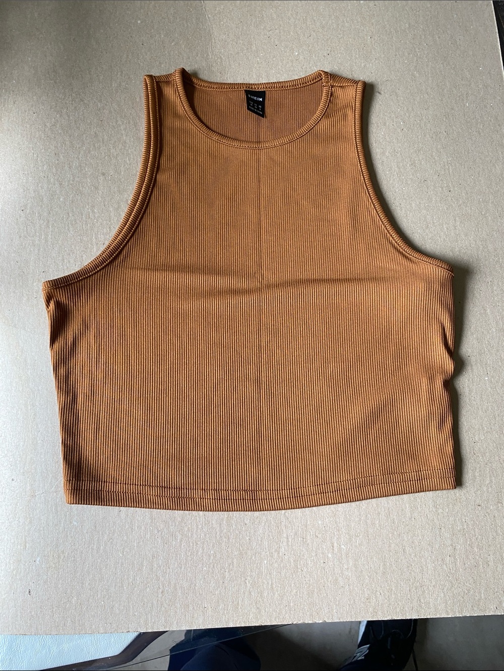 Bundle of 2 Ribbed Tank Crop Top
